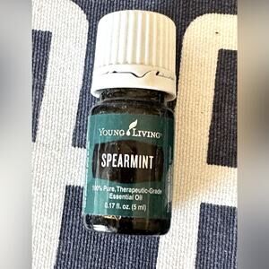New Young Living Spearmint 5 ml essential oil